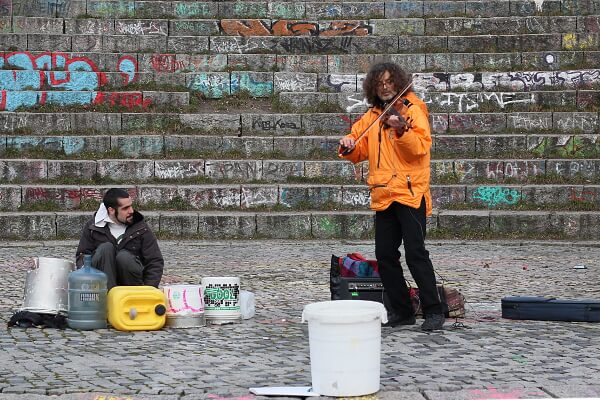 Musiker im Mauerpark in Berlin